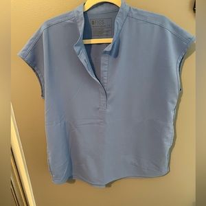FIGS Rafaela oversized scrub top size M ceil blue